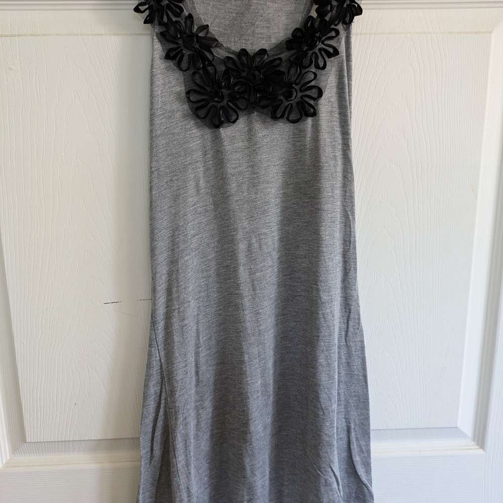 6 For $20 Gray Sleeveless Dress with Black Floral Neckline Size L